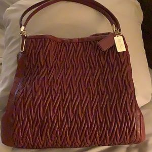 Coach purse, burgundy color, great condition
